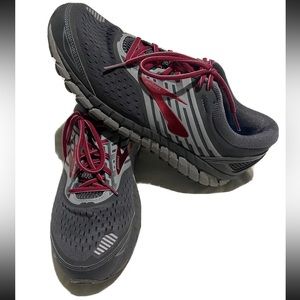 BROOKS Beast 18 Running Shoes - MENS - 11.5
